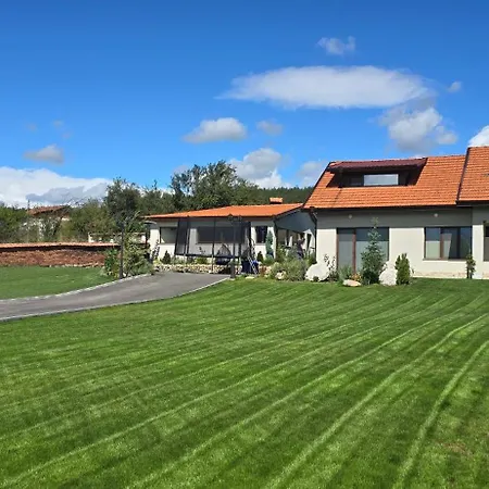 Villa Malevitsa малевица Rel'ovo