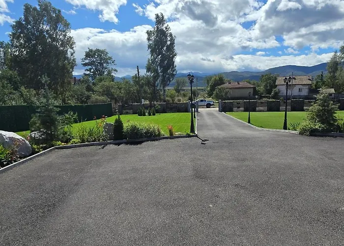 Malevitsa малевица * Rel'ovo