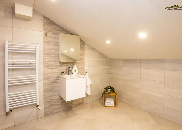 빌라 Malevitsa малевица Rel'ovo