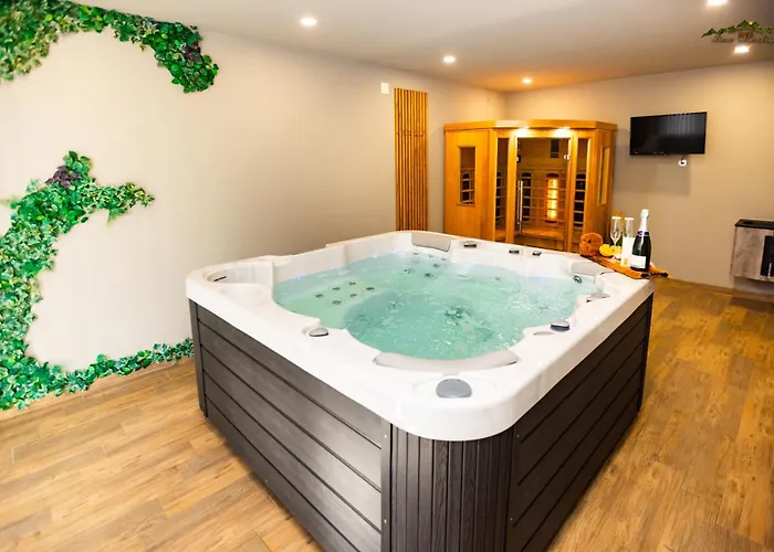 Malevitsa малевица 빌라 Rel'ovo