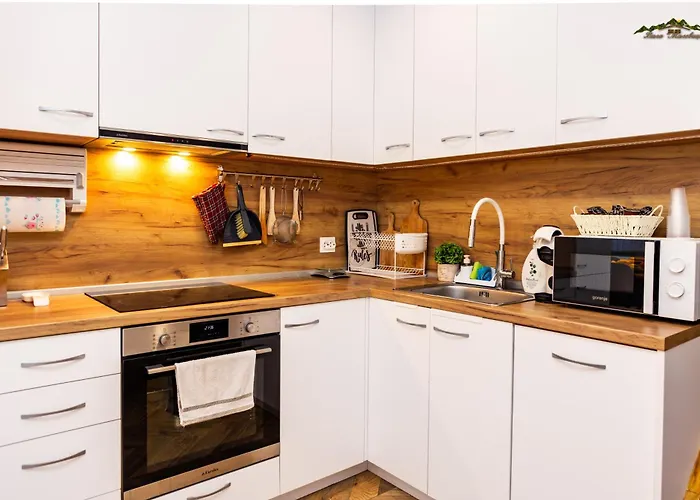 Malevitsa малевица * Rel'ovo