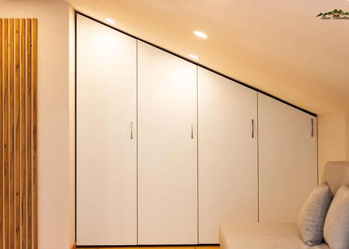 Malevitsa малевица * Rel'ovo